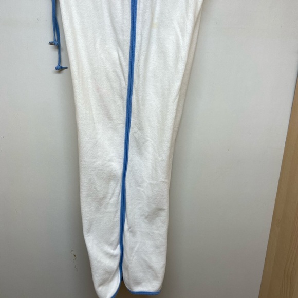 Bermudas DKNY sweats in a 60s style - Picture 5 of 6